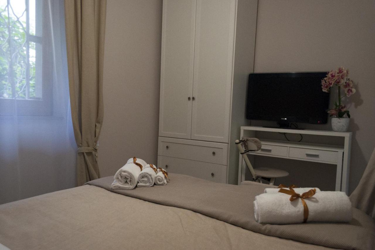 L' Albero Di Giada Bed & Breakfast Caserta Ngoại thất bức ảnh