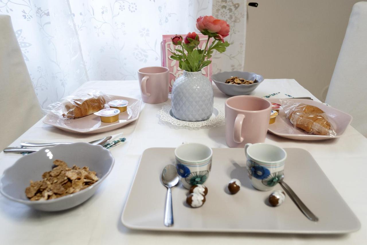 L' Albero Di Giada Bed & Breakfast Caserta Ngoại thất bức ảnh